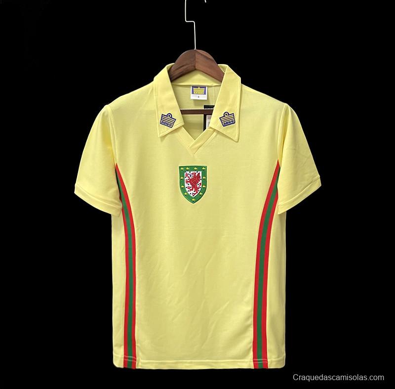 Retro 76/79 Wales away Soccer Jersey